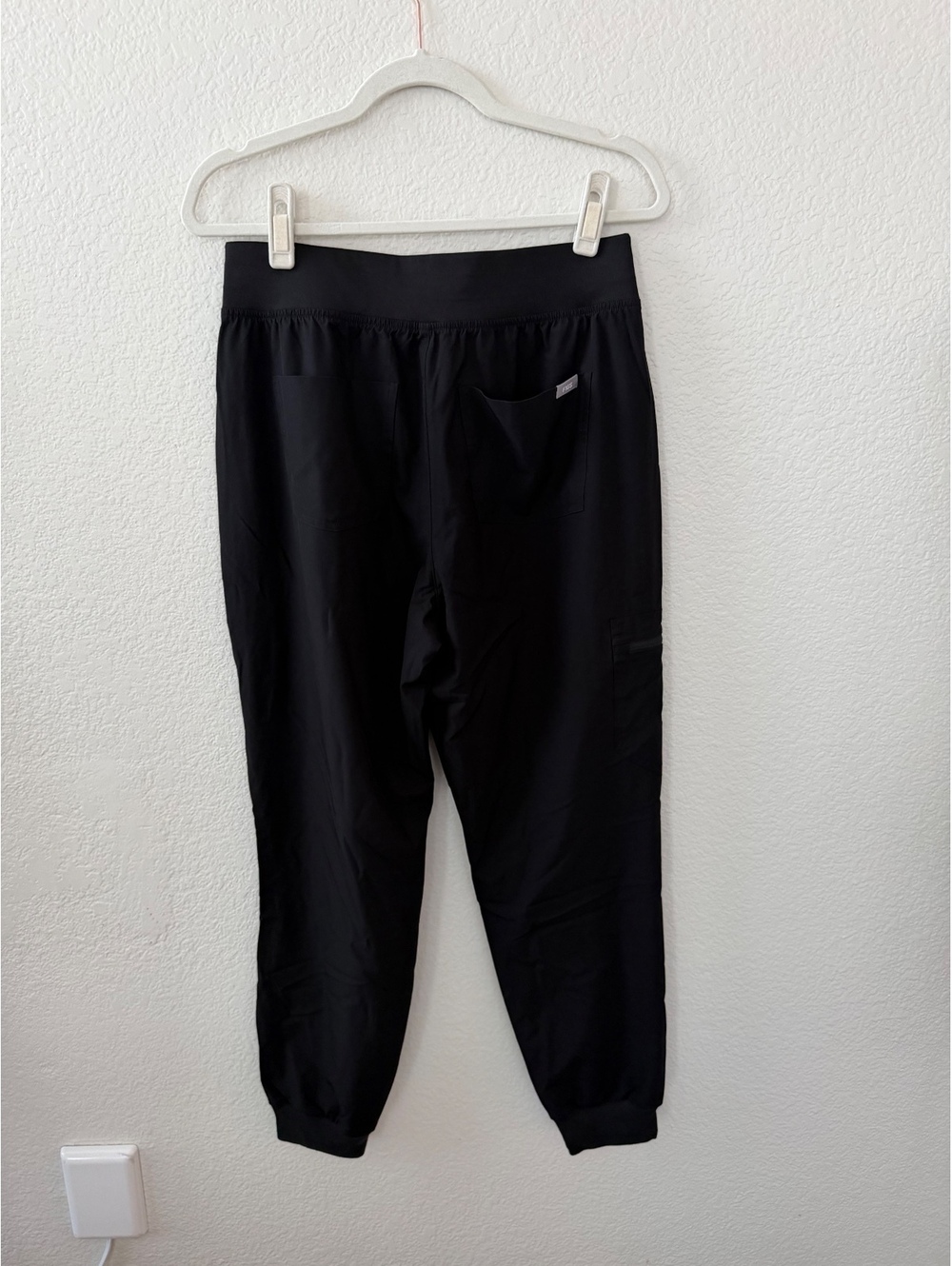 FIGS scrubs freex fionx Zamora Technical Collection Black Jogger Pants Size M